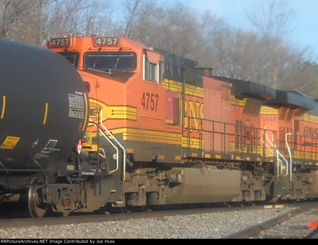 BNSF 4757